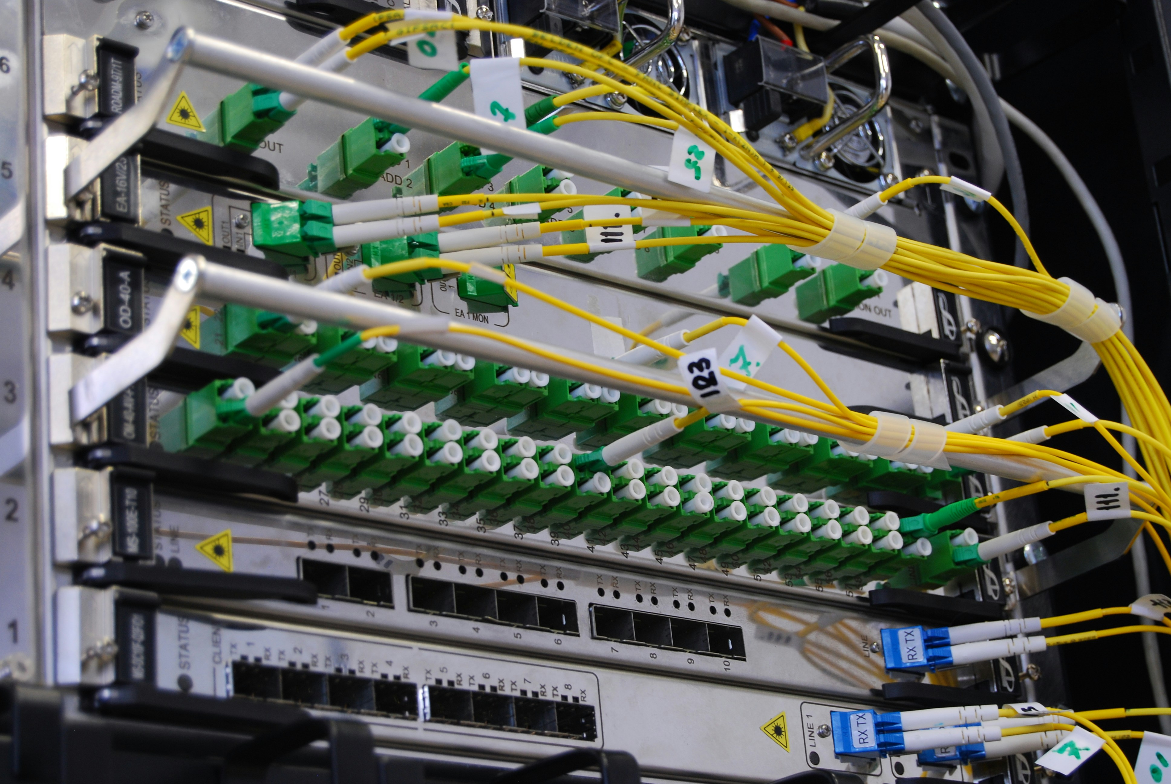 Infraestructura digital y conectividad de red empresarial